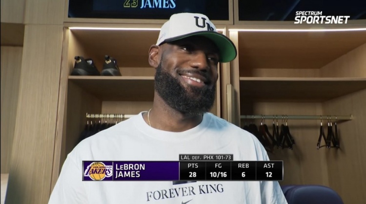 詹姆斯高效28+12率隊大勝 回應角色轉(zhuǎn)變稱更想要三連勝 詹姆斯高效28+12率隊大勝 回應角色轉(zhuǎn)變稱更想要三連勝