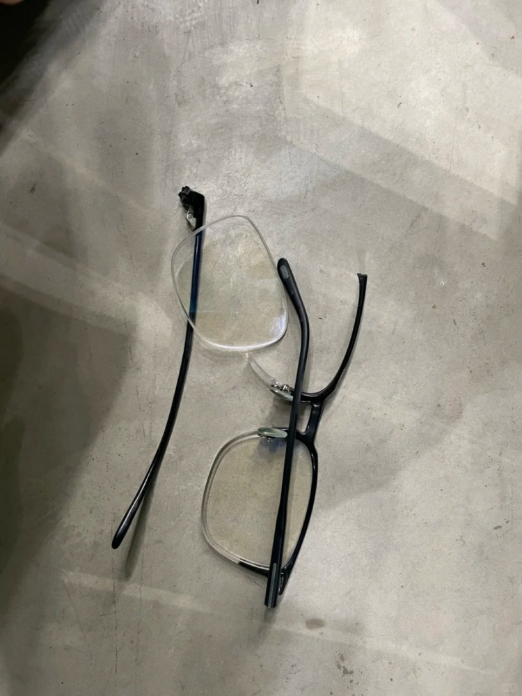 國安主場失利球迷看臺遭球擊中眼鏡損毀