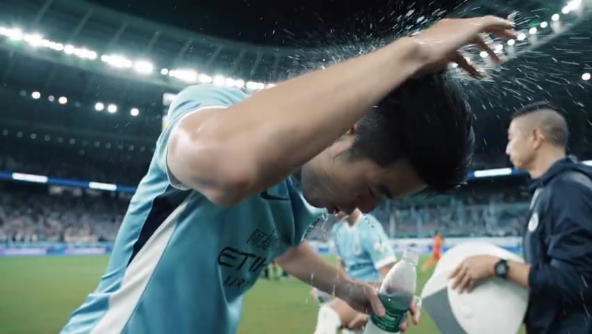 深圳新鵬城主場(chǎng)一球惜敗云南玉昆 三球落后頑強(qiáng)追分難挽敗局 深圳新鵬城主場(chǎng)一球惜敗云南玉昆 三球落后頑強(qiáng)追分難挽敗局