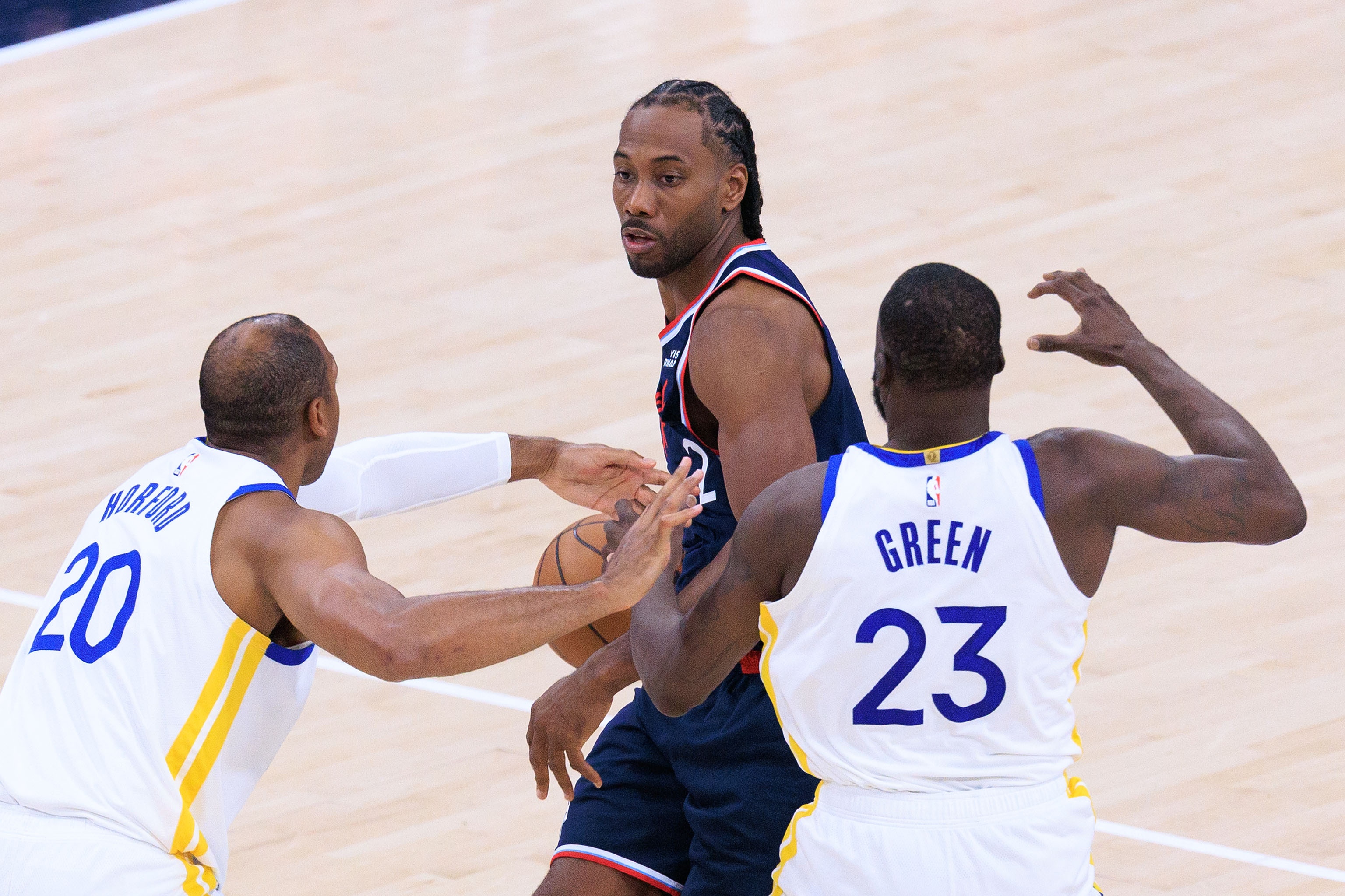 庫里35分導(dǎo)演13分逆轉(zhuǎn) 勇士淘汰快船保留季后賽火種