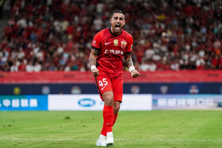 萊昂納多恢復(fù)進(jìn)展順利 海港傷病潮下客平泰山展現(xiàn)戰(zhàn)術(shù)韌性