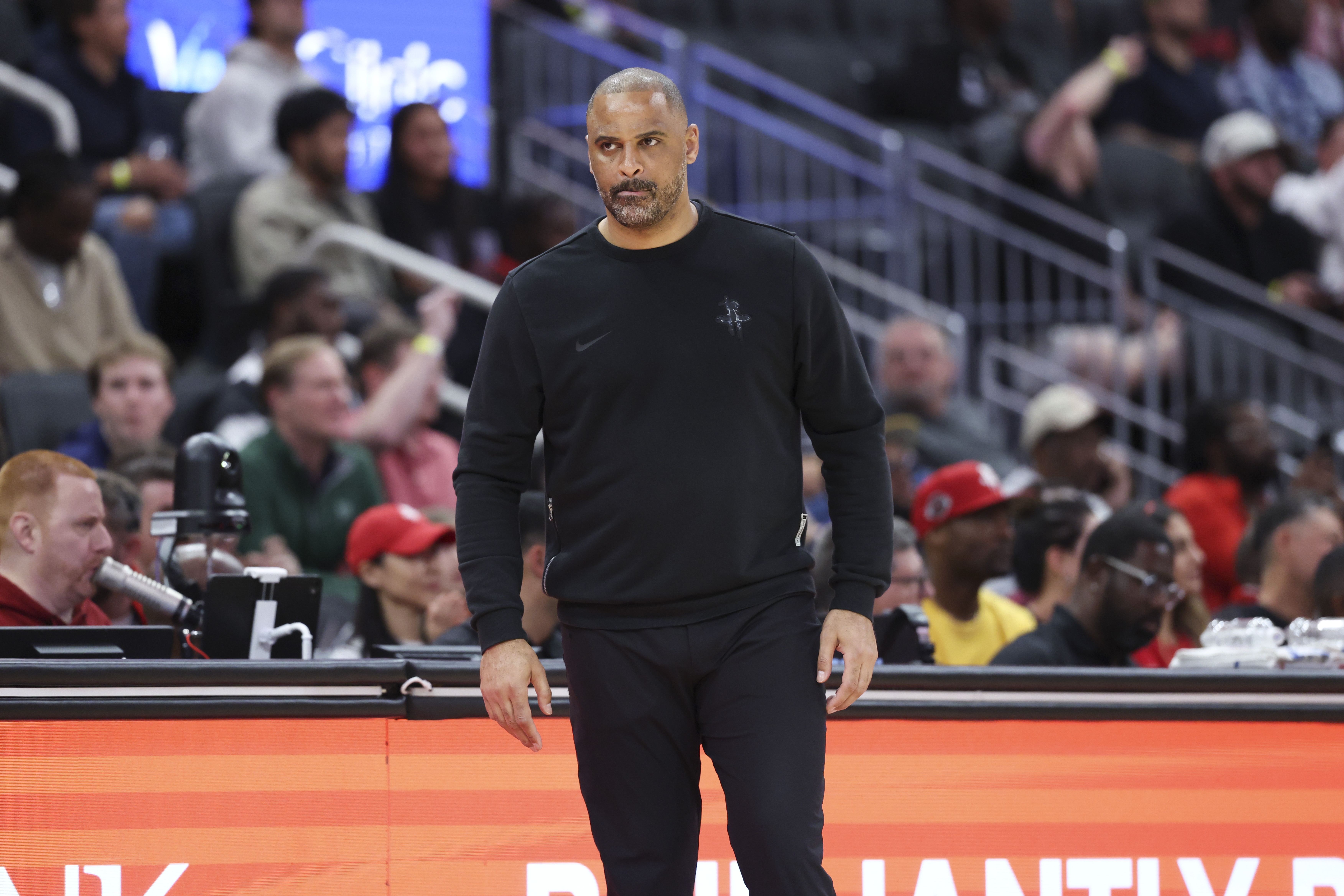 香波特直指火箭破包夾困境 稱全隊(duì)?wèi)?yīng)對(duì)失據(jù)茫然